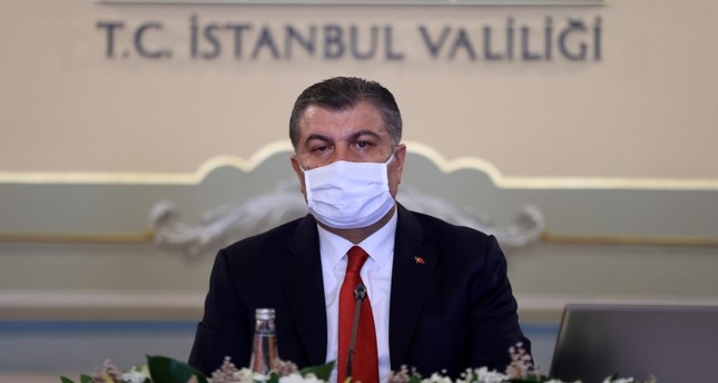 وزير الصحة يدعو سكان إسطنبول لتوخي الحذر من فيروس كورونا