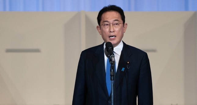 وزير خارجية اليابان السابق كيشيدا يتولى رئاسة الوزراء