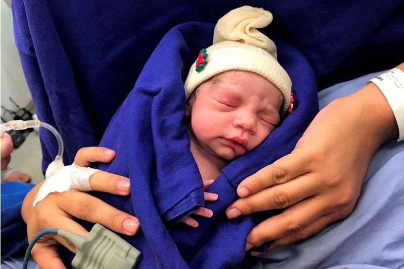 This Dec. 15, 2017 photo provided by transplant surgeon Dr. Andraus shows the baby girl born to a woman with a uterus transplanted from a deceased donor at the Hospital das Clinicas of the University of Sao Paulo School of Medicine,. (AP Photo)