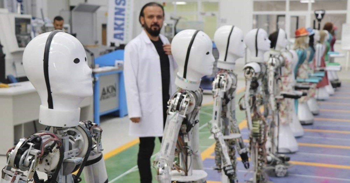 Robots in the production phase at the Ak?nsoft factory, Turkey's first robot manufacturer. (?HA Photo)
