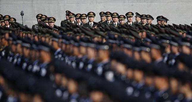 الصين تعتزم تخفيض تعداد جيشها بنحو 200 ألف عسكري