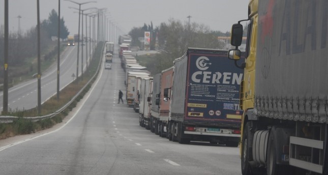 تركيا توسّع معبر قابي قوله مع بلغاريا لتقليل طوابير الشاحنات