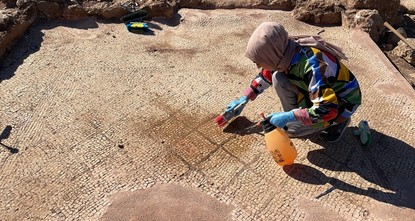 الكشف عن أرضية فسيفسائية عمرها 1800 عام بولاية أديامان