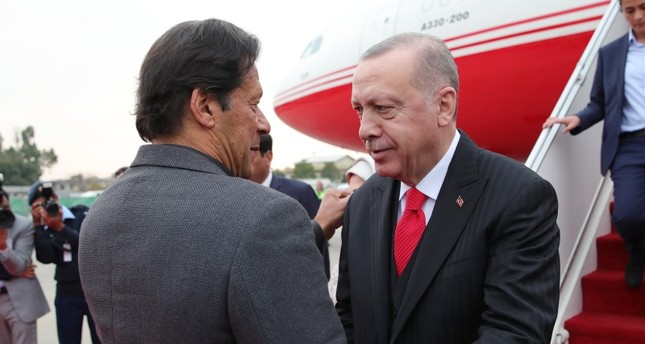 أردوغان يبحث مع رئيس الوزراء الباكستاني والرئيس الكازاخي العلاقات الثنائية