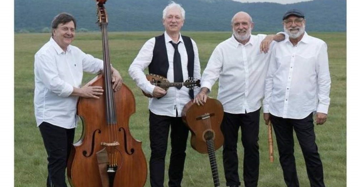 The Kalaka ensemble performs their unique music with classical and folk instruments. 