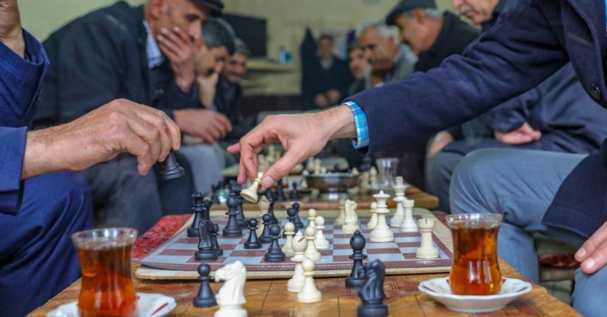 Locals become chess masters in eastern Turkey