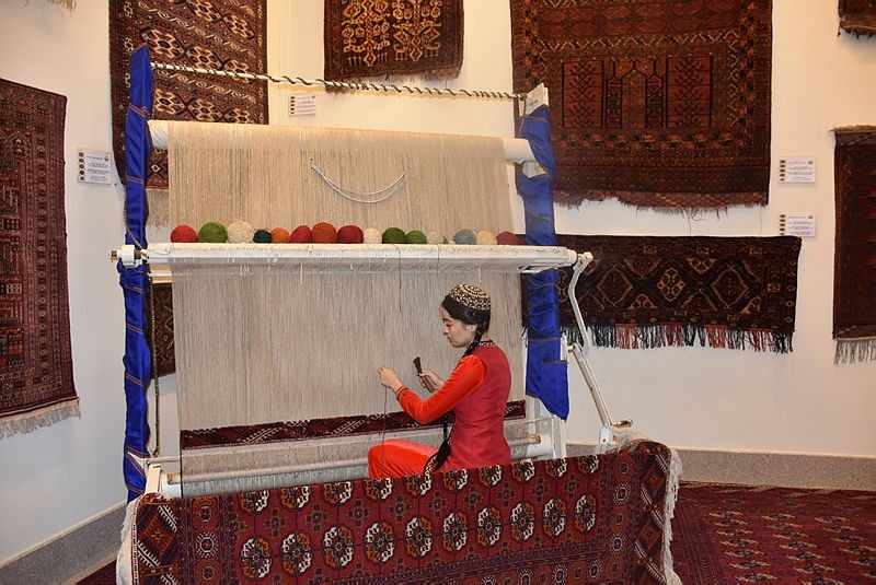  Turkmen rugs are among the national symbols of Turkmenistan, which use many colors and motifs with intricate weaves.
