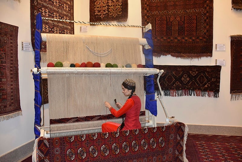 Turkmenistan: Where intricate carpets come to life | Daily Sabah
