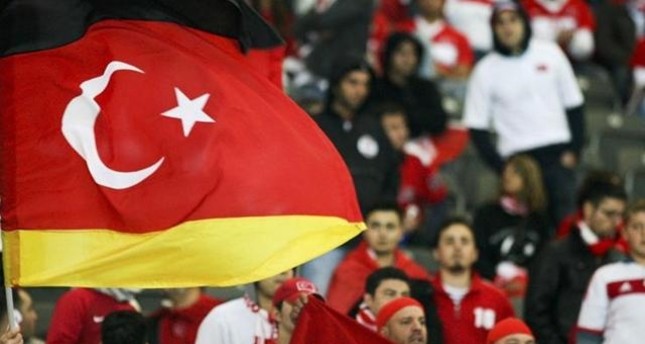وزير ألماني يحذر من تضرر الجالية التركية في ألمانيا من خلافات البلدين