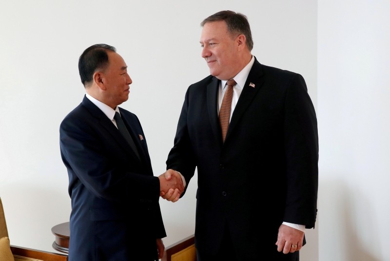 North Korea's envoy Kim Yong Chol shakes hands with U.S. Secretary of State Mike Pompeo during their meeting in New York, May 31, 2018. (REUTERS Photo)