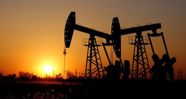 تراجع أسعار النفط الخام بفعل عمليات بيع لجني الأرباح
