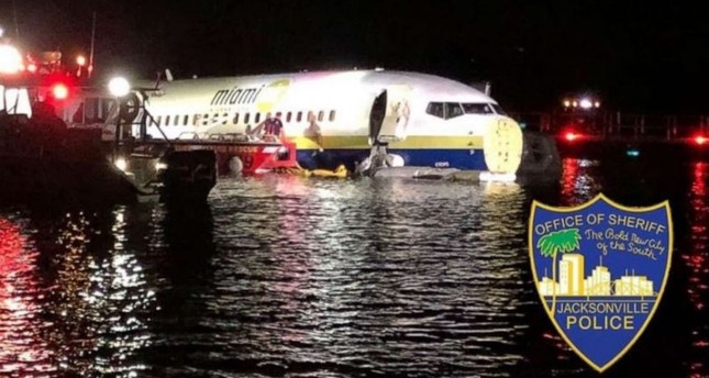A Boeing 737 is seen in the St. Johns River in Jacksonville, Florida, U.S. May 3, 2019 in this picture obtained from social media. (REUTERS Photo)