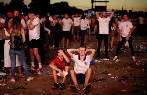 Jubilant Croatia vs. England in despair: How semifinal result was met at home