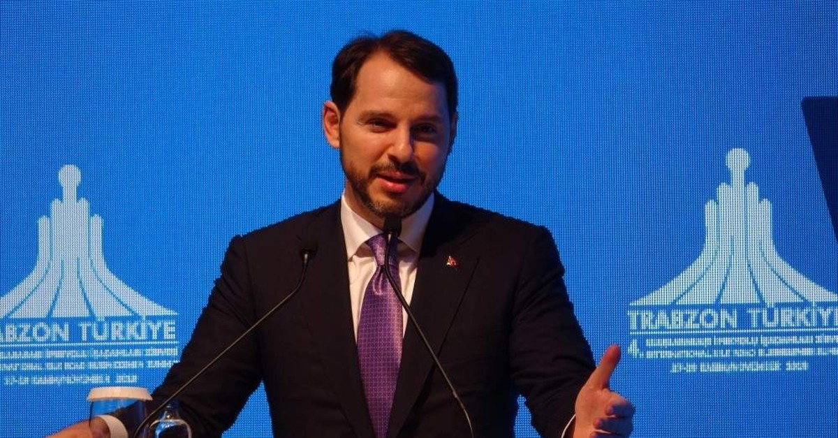 Treasury and Finance Minister Berat Albayrak addresses businesspeople in the Black Sea province of Trabzon, Nov. 28, 2019. (DHA Photo)