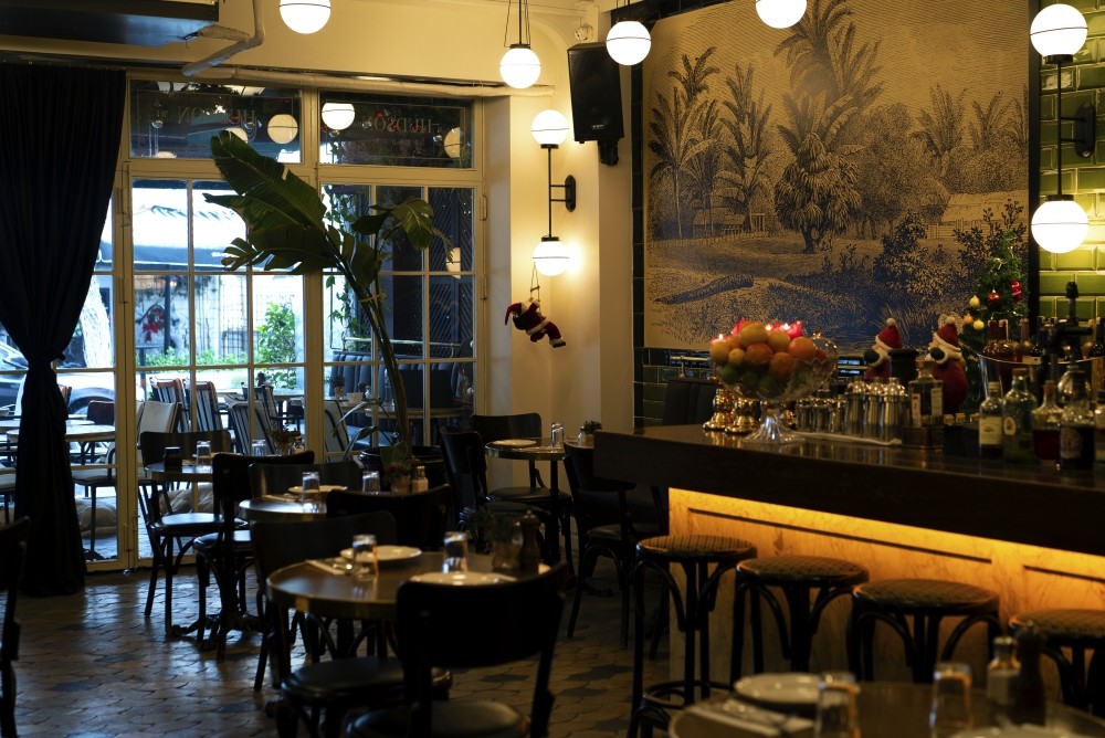 Opening its doors two years ago and acquiring its regular guests quickly, the Hudson continues its journey of flavors under its new chef.  