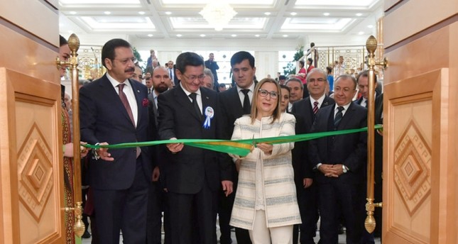 وزيرة التجارة التركية: تركمانستان شريكة مهمة وبوابتنا إلى آسيا الوسطى