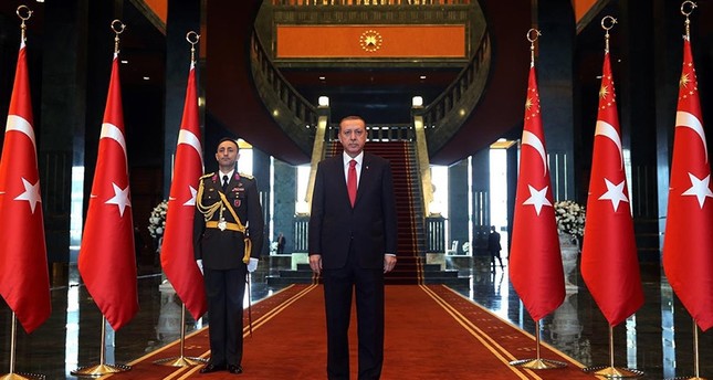 أردوغان يتبادل التهاني مع زعماء العالم الإسلامي بمناسبة العيد