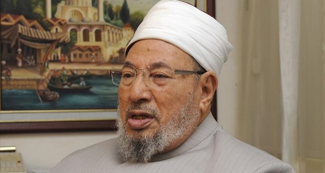 الشيخ يوسف القرضاوي الرئيس المؤسس للاتحاد العالمي لعلماء المسلمين الأناضول