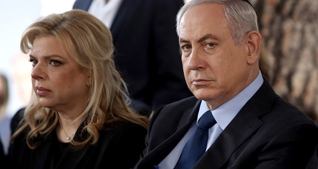 الشرطة الإسرائيلية تحقق مجدداً مع نتنياهو وزوجته بشبه الفساد