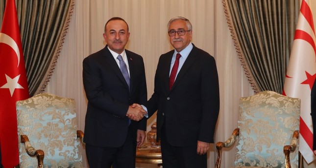 رئيس جمهورية شمال قبرص التركية يستقبل تشاوش أوغلو