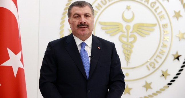 وزير الصحة التركي يدعو مواطنيه للإسراع في تلقي لقاحات كورونا
