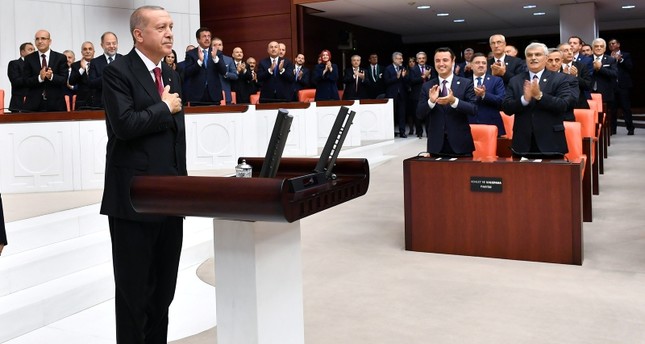 أردوغان يؤدي اليمين الدستورية رئيساً لتركيا ويعد الشعب بمستقبل أفضل