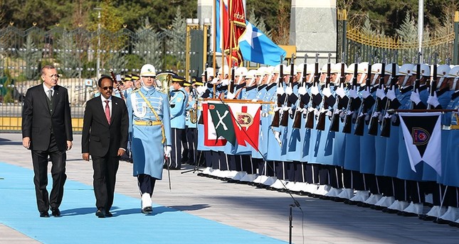 أردوغان يستقبل نظيره الصومالي بمراسم رسمية في المجمع الرئاسي بأنقرة