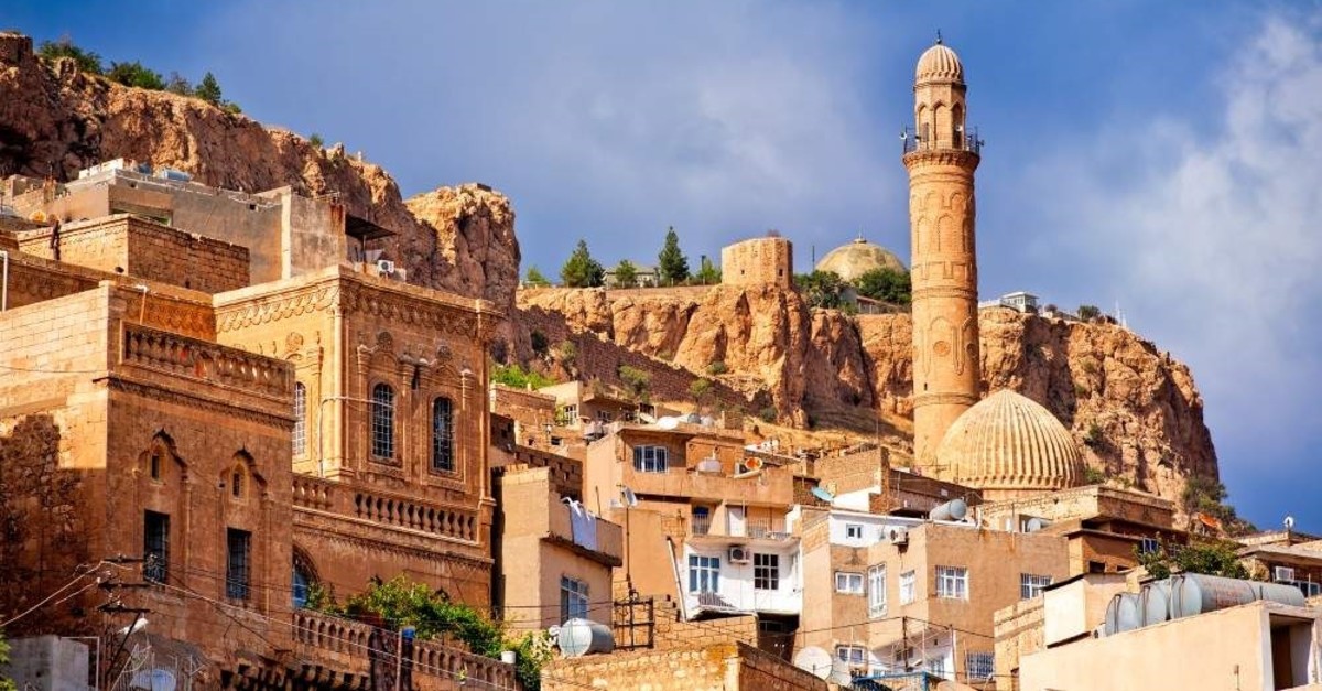 Mardin 136hdr, Mardin (meaning fortresses) is a city in sou…