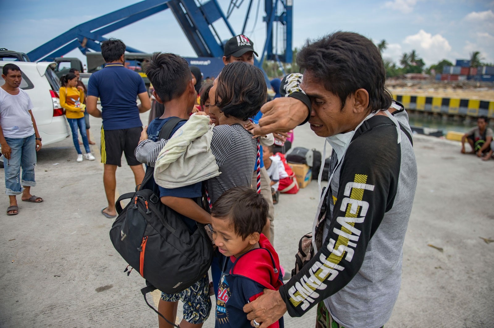 Трагедия в Индонезии: разрушенные дома, опустошенные города и более 1.400 погибших