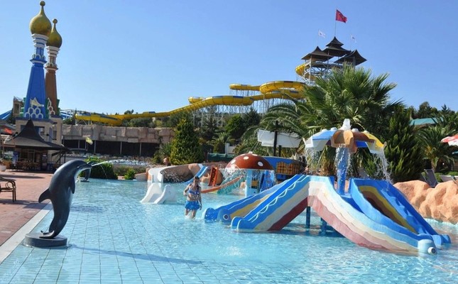 Enjoy A Splashing Holiday At Turkey S Water Parks Daily Sabah