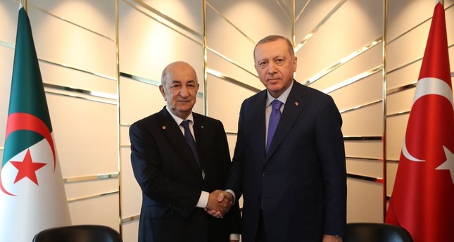 الرئيس الجزائري تبون يجري زيارة رسمية إلى تركيا لبحث التعاون الثنائي