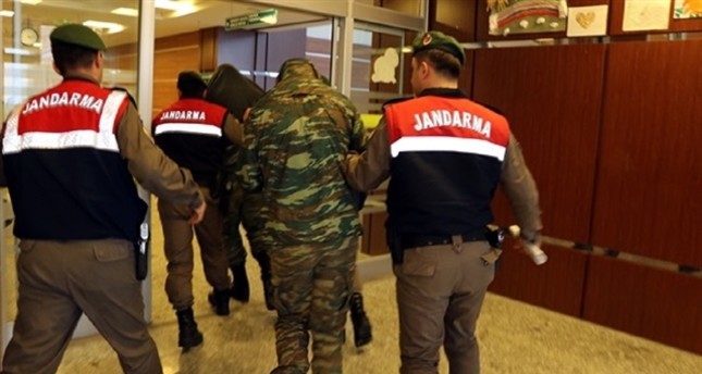 محكمة تركية ترفض طلبا بإخلاء سبيل جنديين يونانيين