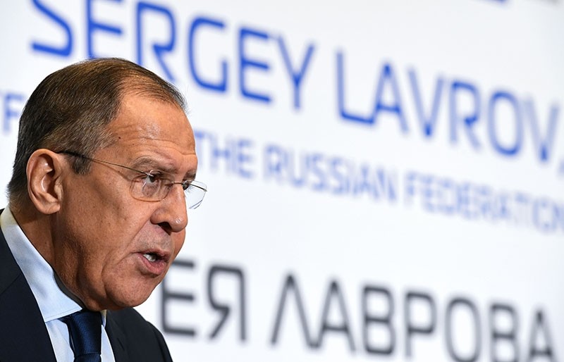 Russian Foreign Minister Sergei Lavrov speaks at a briefing during a meeting with members of the Association of European Businesses (AEB) in Moscow on October 31, 2017. (AFP Photo)