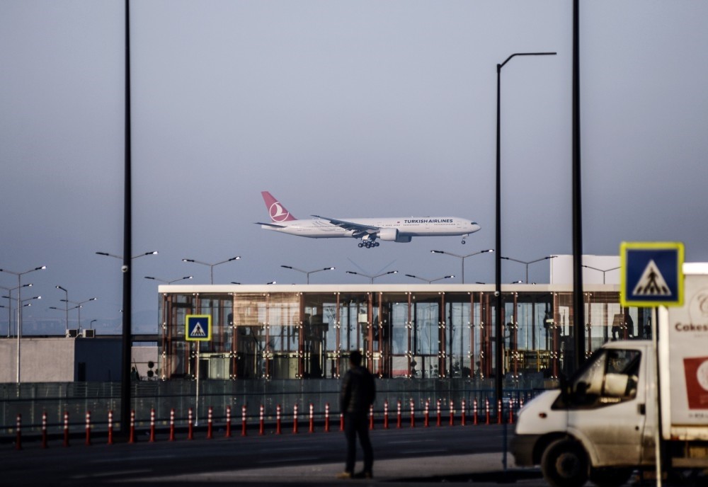 Анапа сколько аэропортов. Аэропорт Стамбул Аэрофлот. Аэропорт Стамбула снаружи. Аэропорт Истанбул самалоти.