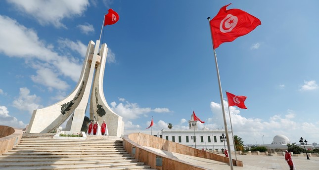 وضع وكيل الجمهورية التونسي السابق تحت الإقامة الجبرية
