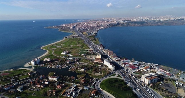 وزير تركي ينفي التخلي عن مشروع قناة إسطنبول