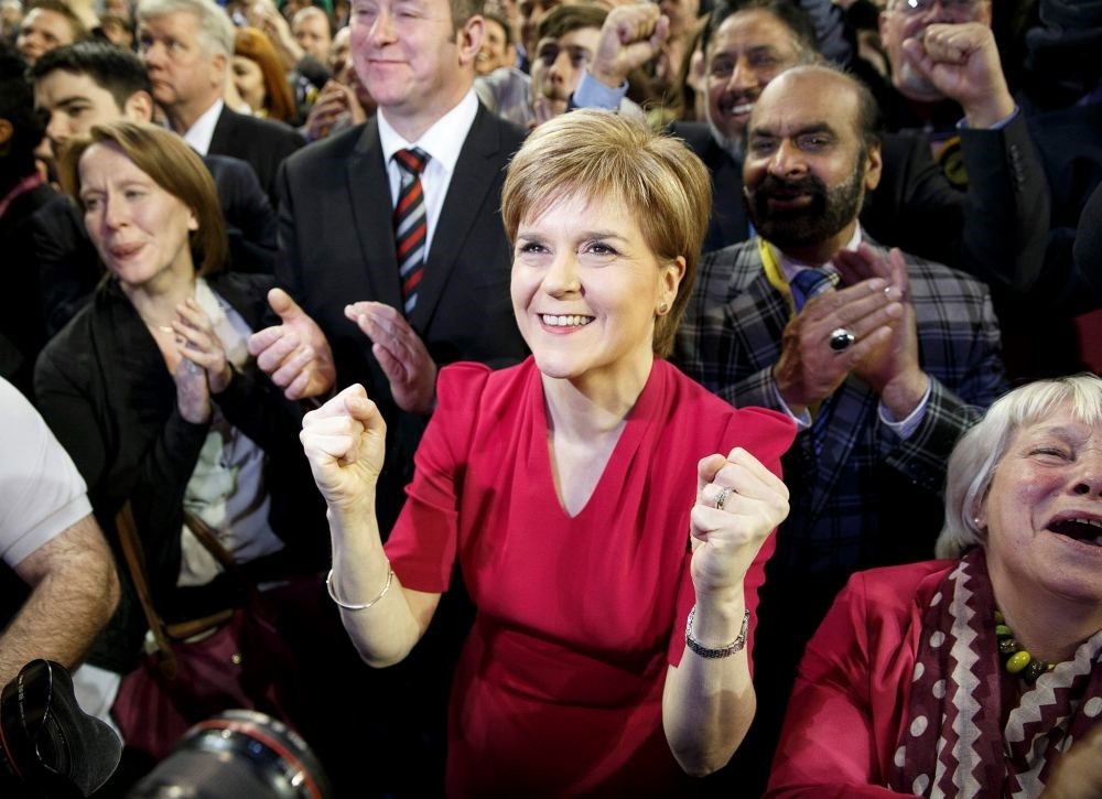Scotland's Sturgeon challenges UK, prepares to hold second ...