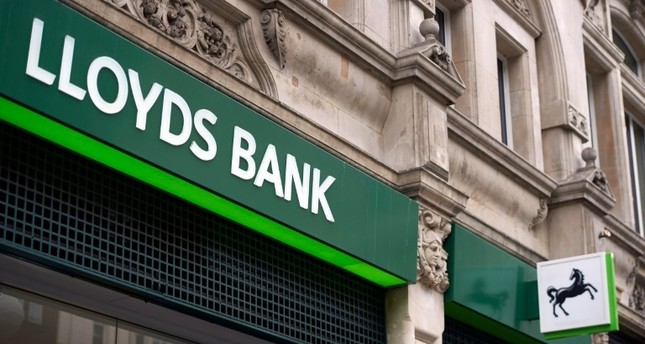 Lloyds Bank Eyes Credit Card Growth With $2 4B MBNA Daily Sabah Lloyds Bank Eyes Credit Card Growth With $2 4B MBNA Daily Sabah