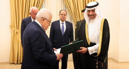 عباس يتسلم أوراق اعتماد أول سفير سعودي لدى فلسطين