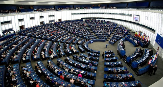 البرلمان الأوروبي يشهد مطالبات بحظر نشاطات بي كا كا داخله