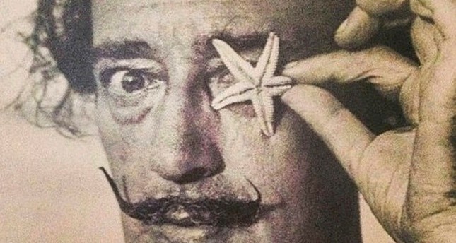 Verstorbener Salvador Dalí zurück in seiner heimatlichen Ruhestätte