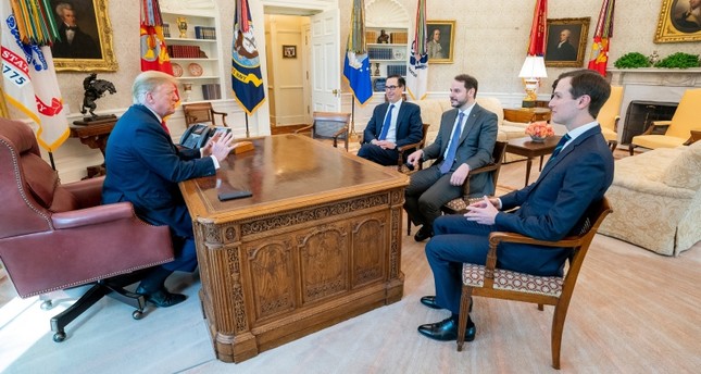 ترامب يستقبل وزير الخزانة والمالية التركي في البيت الأبيض
