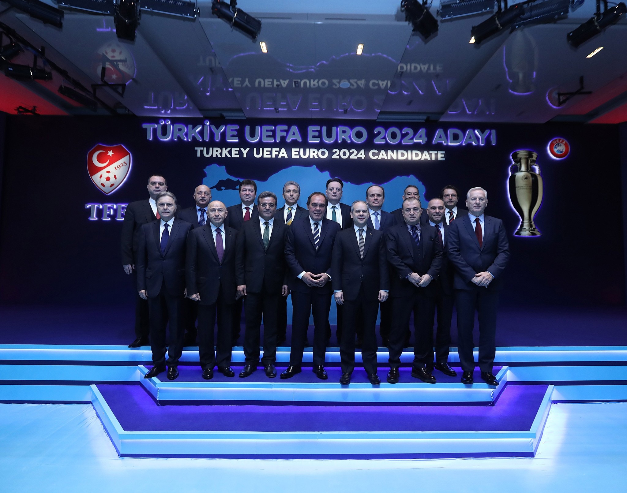Turkish Minister of Youth and Sports Akif u00c7au011fatay Ku0131lu0131u00e7, Turkish Football Federation (TFF) representatives announce Turkey's Euro 2024 bid. Feb. 15, 2017. (IHA Photo)