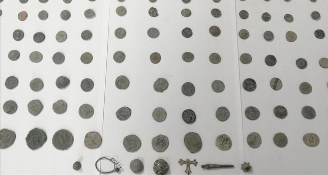 العملات الأثرية التي ضبط بولاية دينزلي التركية الآناضول