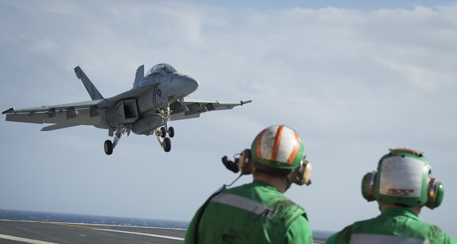 مصرع طيارين اثنين جرّاء سقوط مقاتلة تابعة للبحرية الأمريكية بفلوريدا