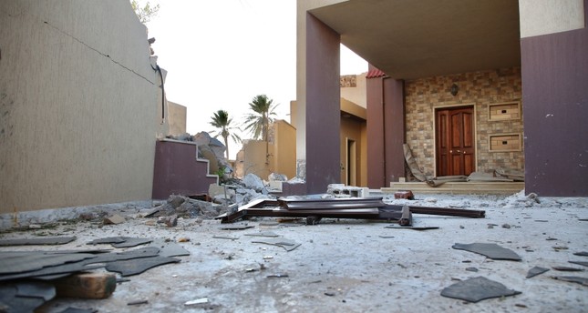 في أول أيام العيد.. الطيران الإمارتي المسير يقصف أحياء سكنية بغريان الليبية