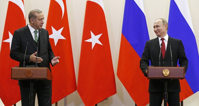 أردوغان وبوتين يبحثان هاتفياً مشروع المحطة النووية والسيل التركي