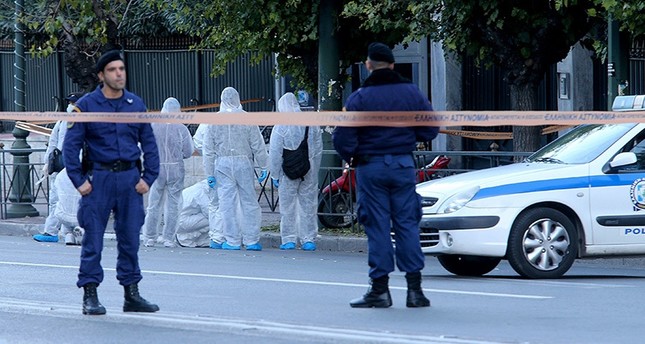 هجوم بقنبلة على السفارة الفرنسية في اليونان