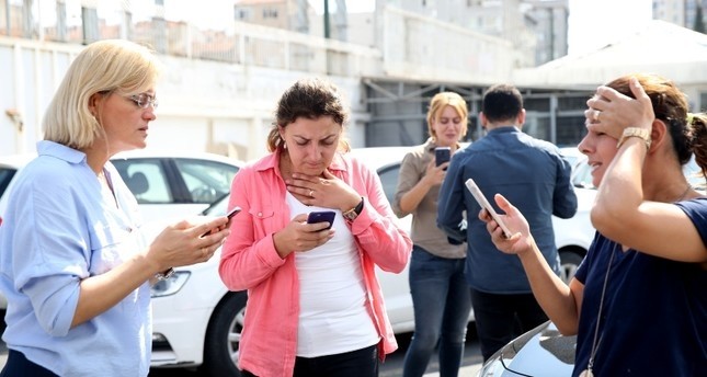 وزير الصحة التركي  يؤكد عدم وقوع خسائر في الأرواح جراء زلزال إسطنبول
