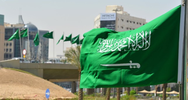 السعودية تدعو برزاني إلى عدم إجراء الاستفتاء